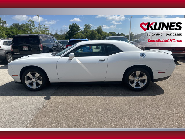 2022 Dodge Challenger SXT