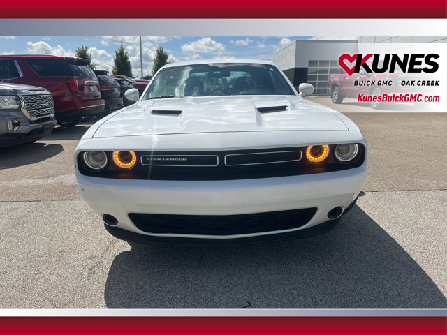 2022 Dodge Challenger SXT