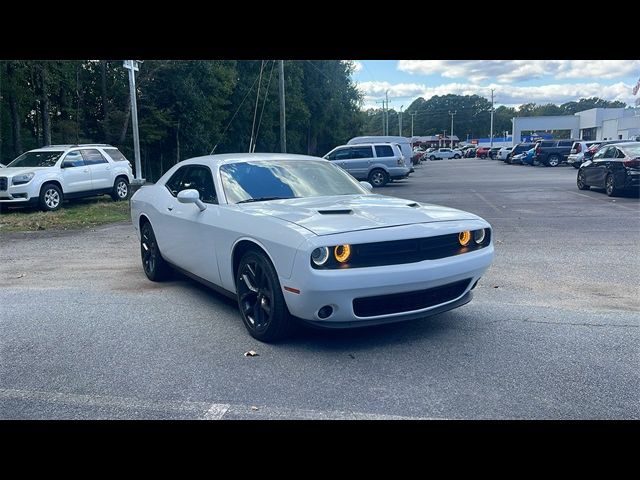 2022 Dodge Challenger SXT