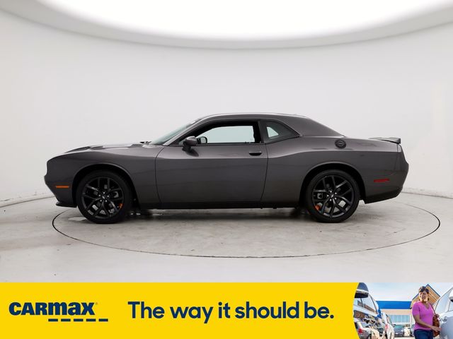 2022 Dodge Challenger SXT