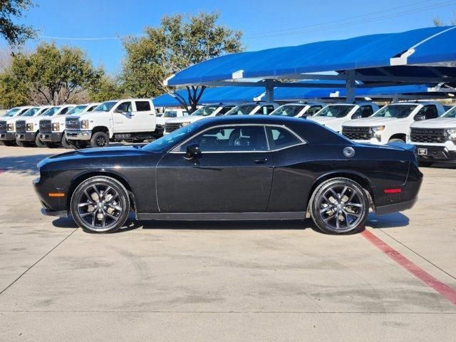 2022 Dodge Challenger SXT