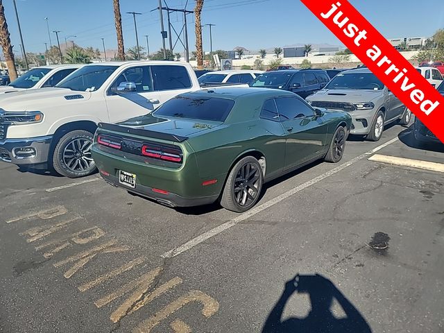 2022 Dodge Challenger SXT