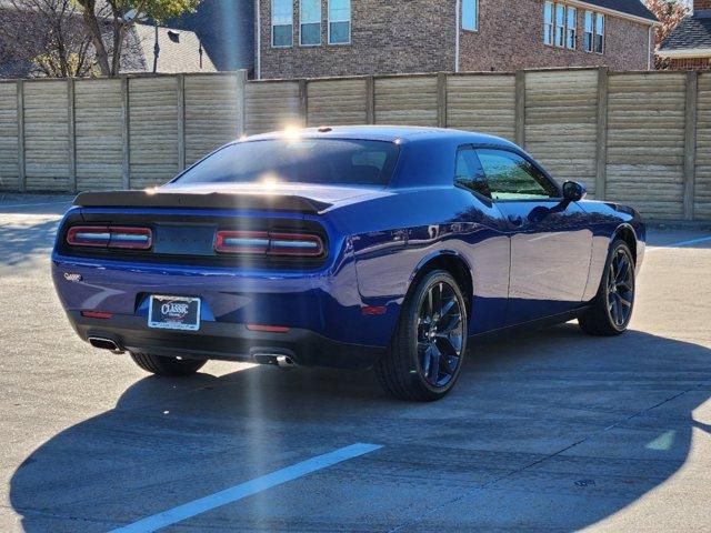 2022 Dodge Challenger SXT