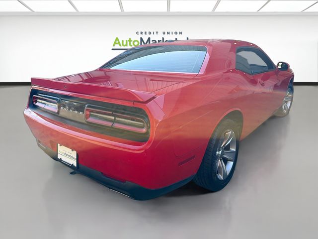 2022 Dodge Challenger SXT