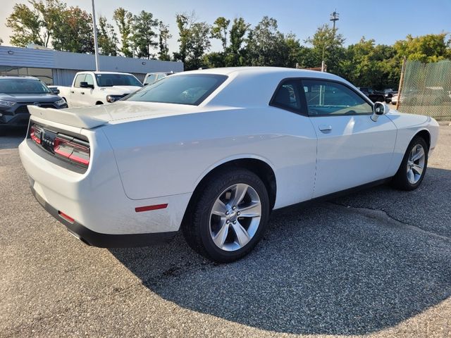 2022 Dodge Challenger SXT