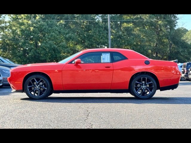 2022 Dodge Challenger SXT