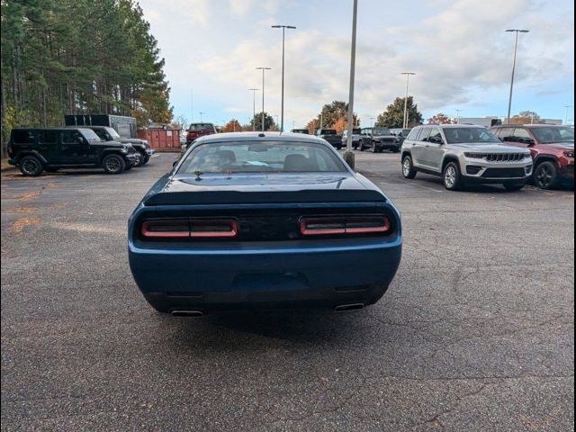 2022 Dodge Challenger SXT