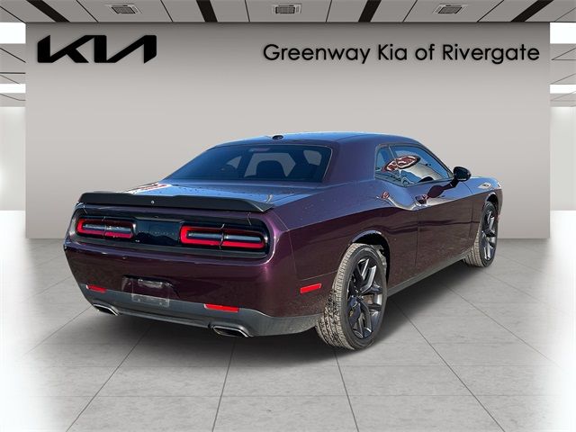 2022 Dodge Challenger SXT