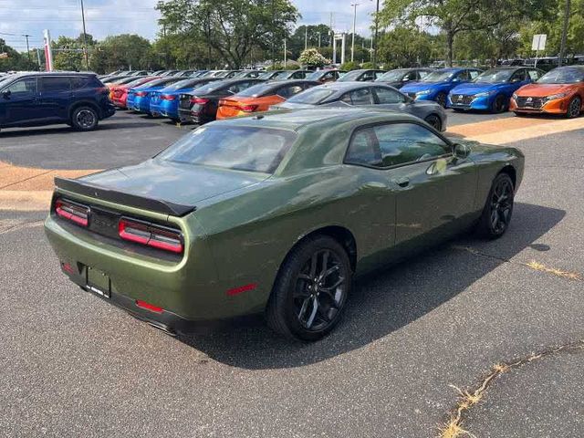 2022 Dodge Challenger SXT