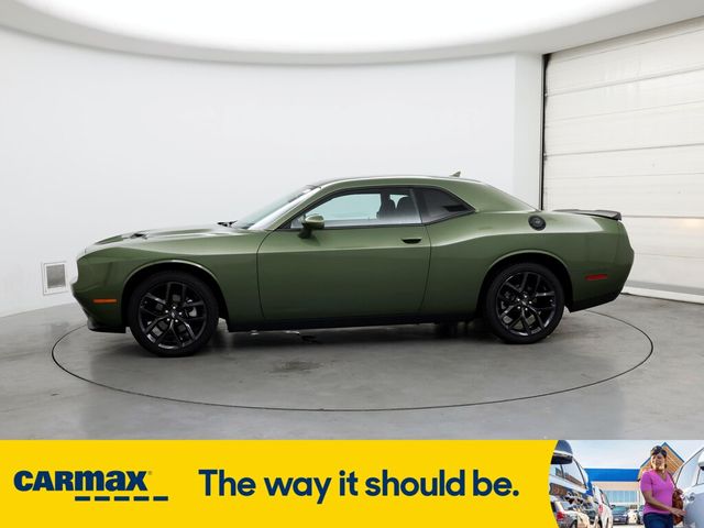 2022 Dodge Challenger SXT