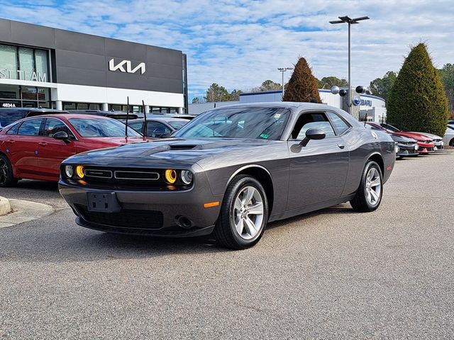 2022 Dodge Challenger SXT