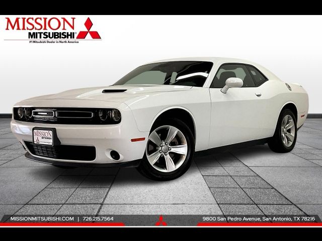 2022 Dodge Challenger SXT