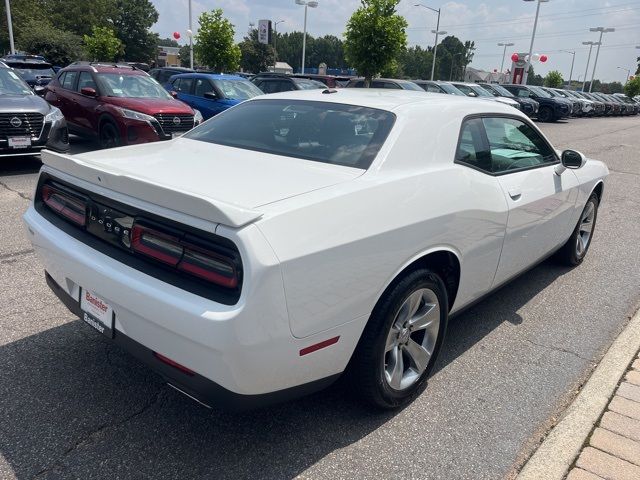 2022 Dodge Challenger SXT