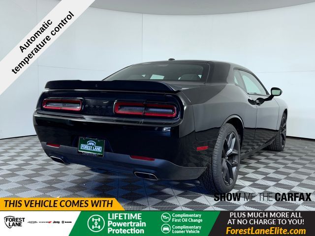 2022 Dodge Challenger SXT