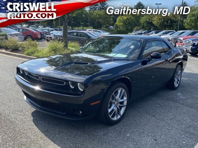 2022 Dodge Challenger SXT