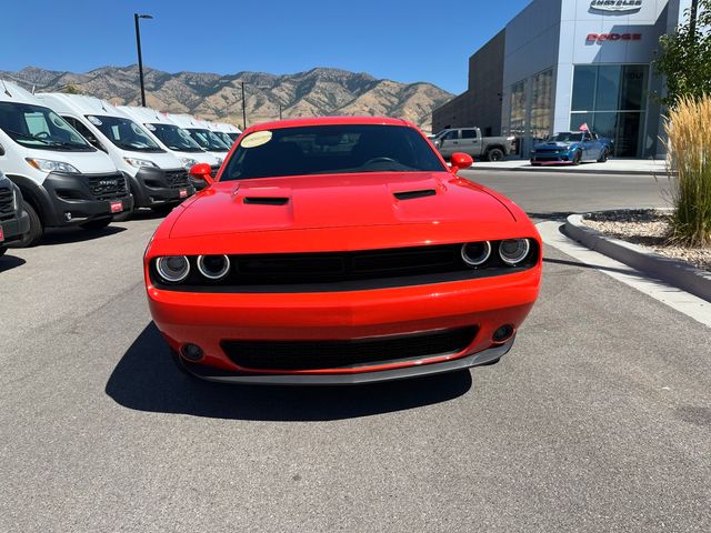 2022 Dodge Challenger SXT