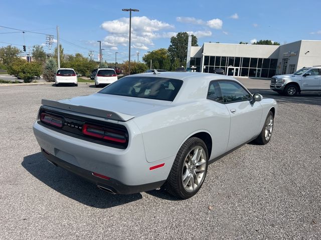 2022 Dodge Challenger SXT