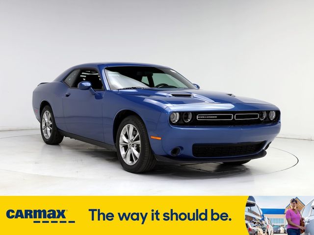 2022 Dodge Challenger SXT