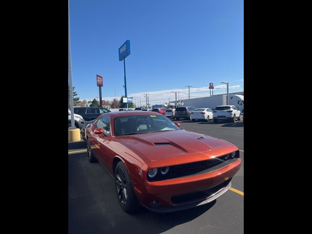 2022 Dodge Challenger SXT