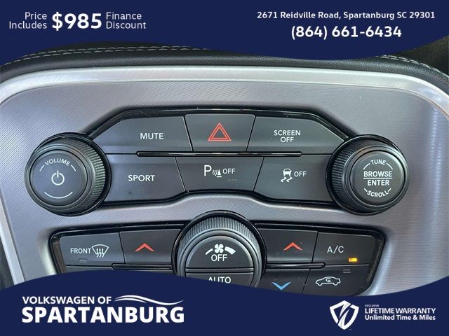 2022 Dodge Challenger SXT