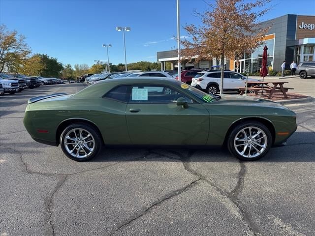 2022 Dodge Challenger SXT