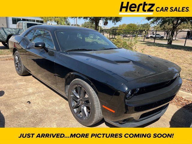 2022 Dodge Challenger SXT