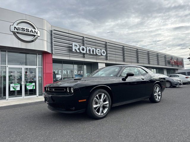 2022 Dodge Challenger SXT