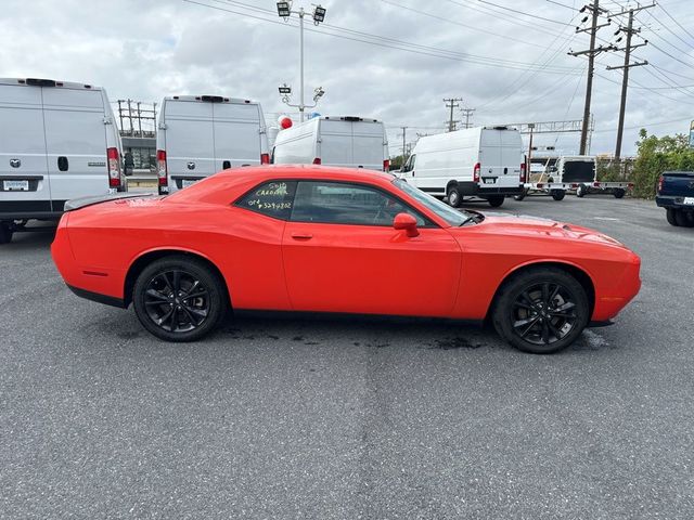 2022 Dodge Challenger SXT