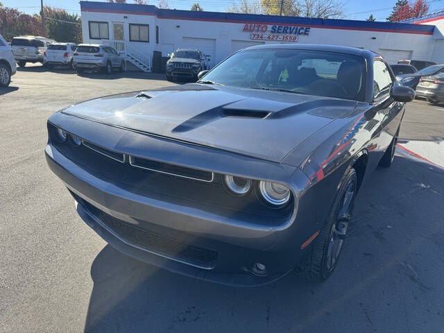 2022 Dodge Challenger SXT