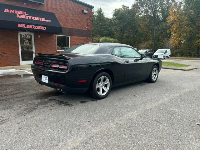 2022 Dodge Challenger SXT