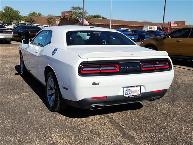 2022 Dodge Challenger SXT