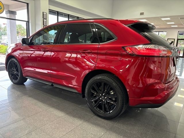 2022 Ford Edge ST Line