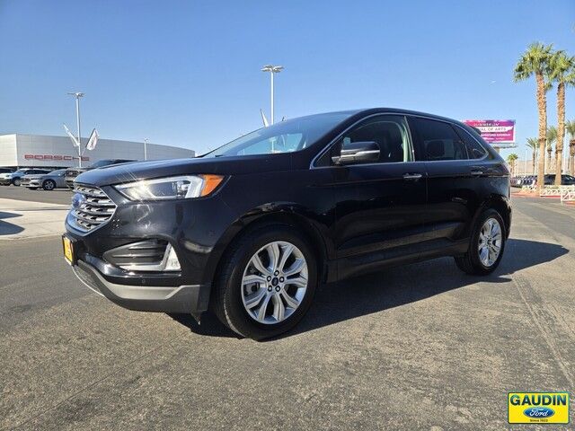 2022 Ford Edge Titanium