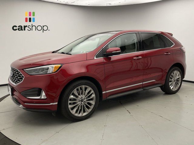 2022 Ford Edge Titanium