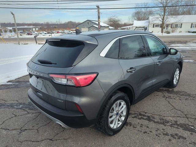 2022 Ford Escape Hybrid SE