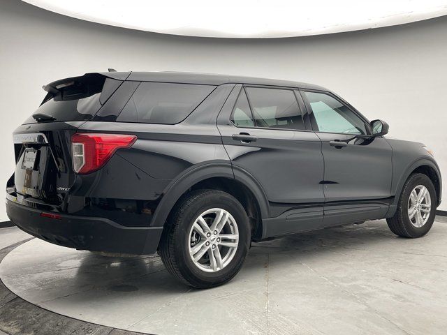 2022 Ford Explorer Base