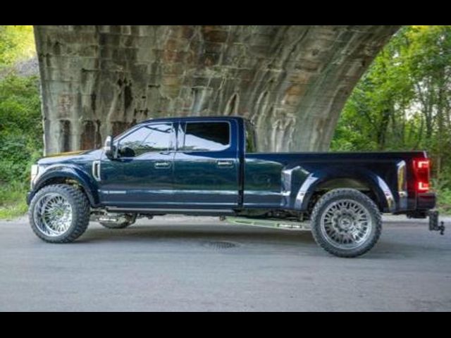 2022 Ford F-450 Platinum