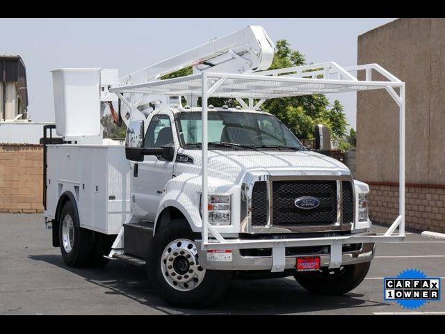 2022 Ford F-650 Base