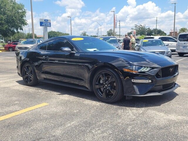 2022 Ford Mustang 