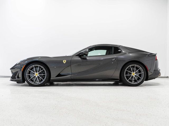 2022 Ferrari 812 GTS Base