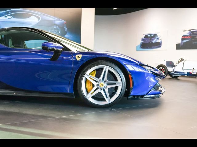 2022 Ferrari SF90 Spider Base