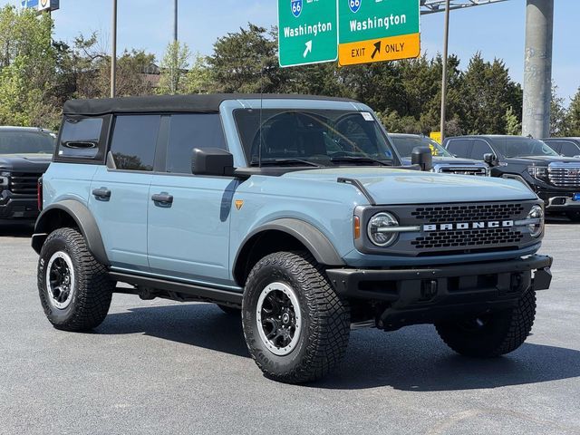 2022 Ford Bronco Badlands