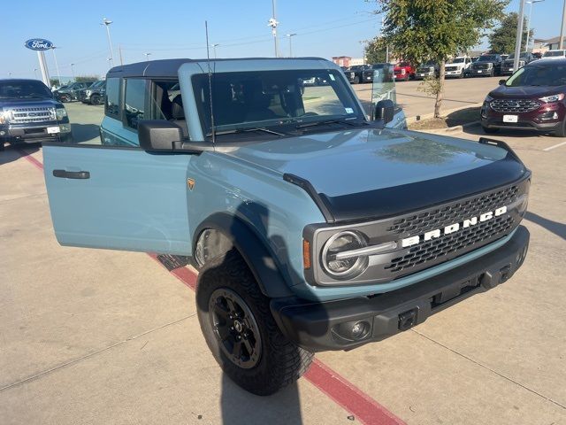 2022 Ford Bronco Badlands