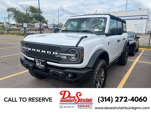 2022 Ford Bronco Badlands