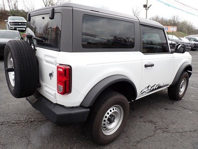2022 Ford Bronco Base