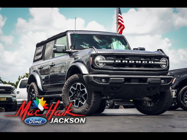 2022 Ford Bronco Outer Banks