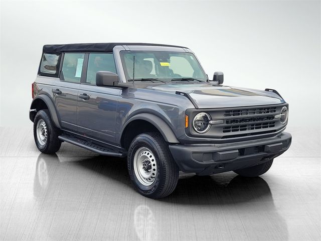 2022 Ford Bronco 