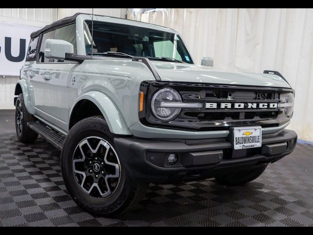 2022 Ford Bronco Base