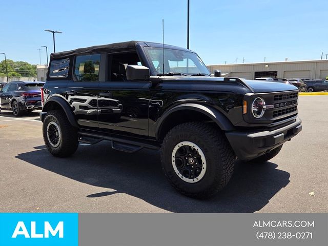 2022 Ford Bronco Base