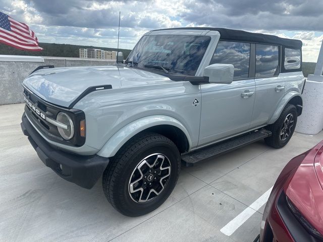 2022 Ford Bronco Outer Banks